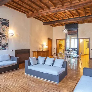 Apartamento Piazza Venezia Charming With View, Roma