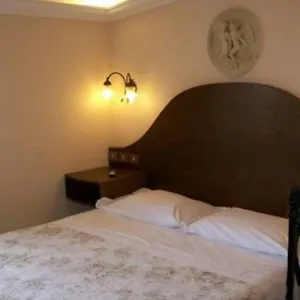 Prati Hotell
